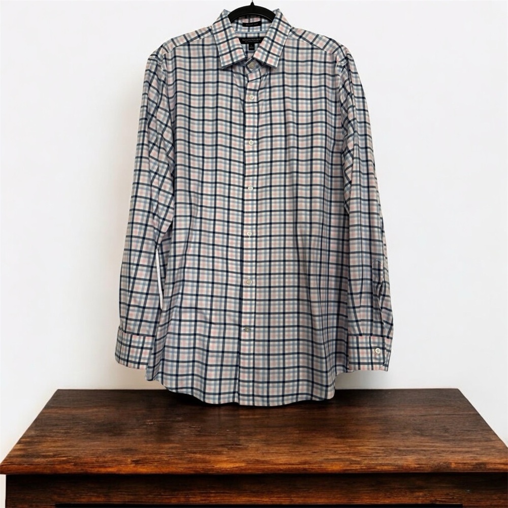 Banana Republic Men’s Plaid Button-Down Shirt – Grant Fit